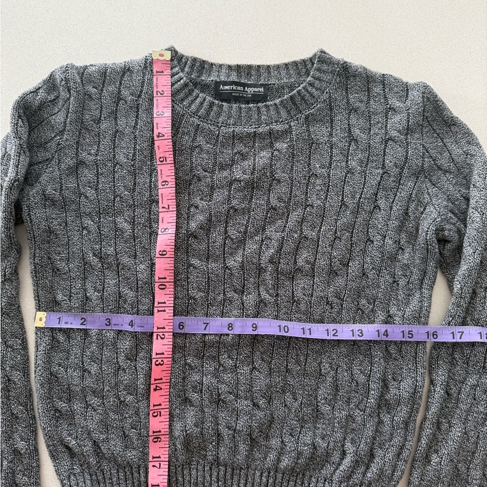 American Apparel Charcoal/Salt and Pepper Cable Knit Sweater Quality 100% cotton - Picture 5 of 7
